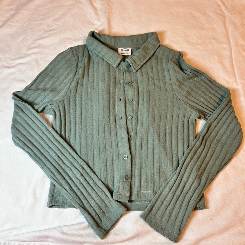 New cropped long sleeve
